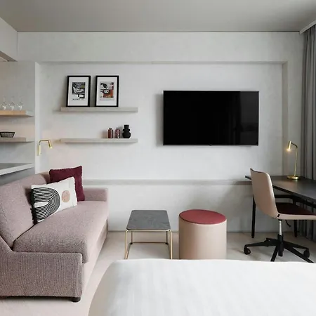 By Marriott Nations Genf