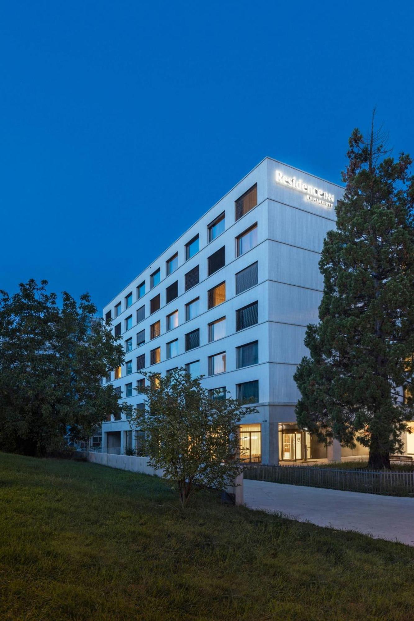 Hotel By Marriott Nations